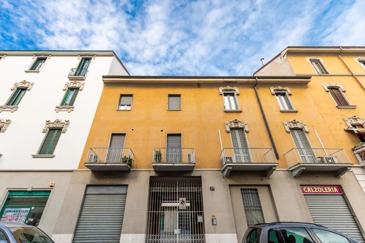 Appartement Fantoni Excelsior San Siro Stadio 2 Camere 6 Posti Letto Milan