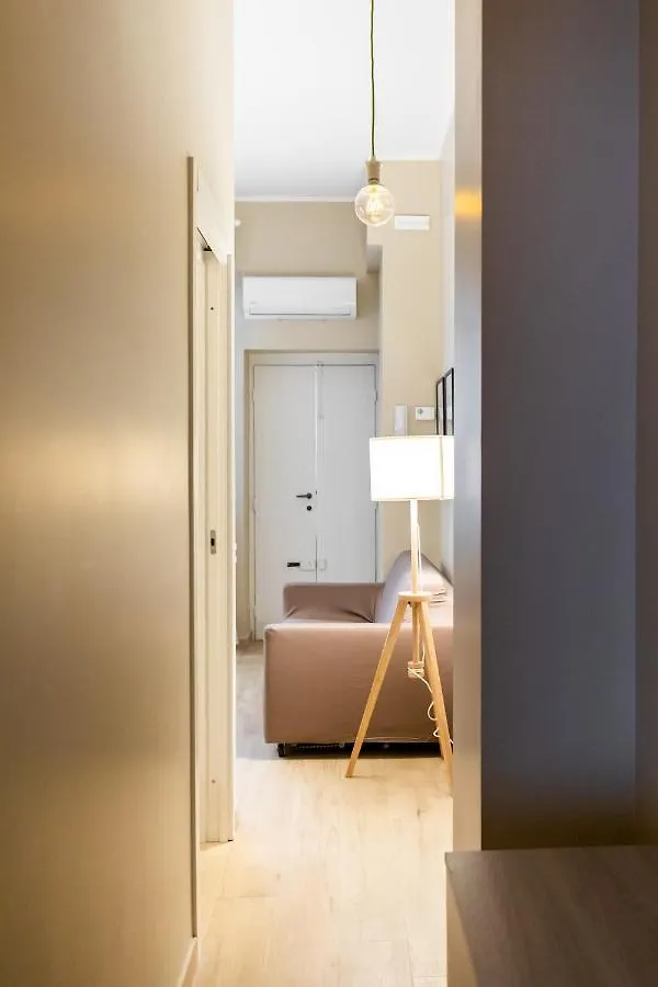 Fantoni Excelsior San Siro Stadio 2 Camere 6 Posti Letto 밀라노 0*,  이탈리아